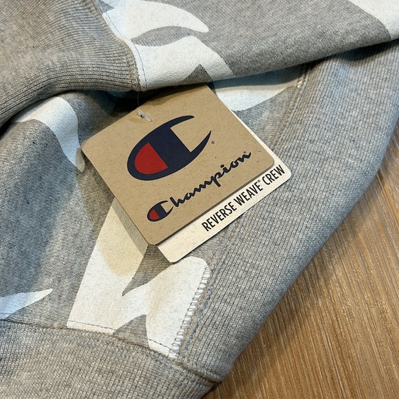 NWT Men’s Champion Crew sweatshirt - Picture 6 of 15